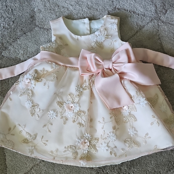 Rare Editions Other - Nwot Rare Editions White and Pink Sleeveless Dress